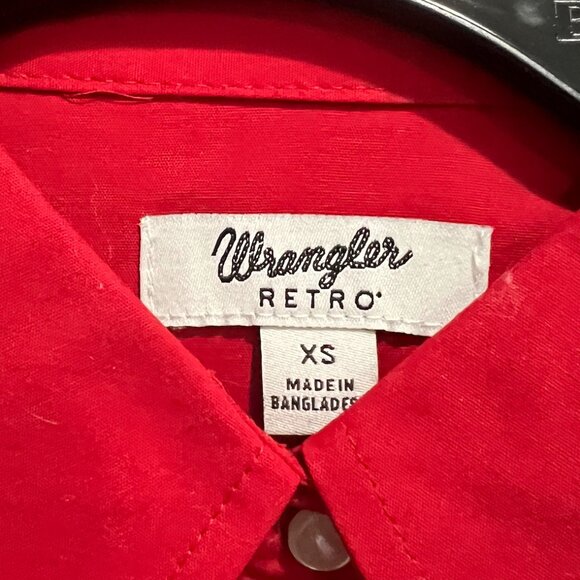 NEW Red Wrangle Button-Up Ladies Shirt - Picture 2 of 2